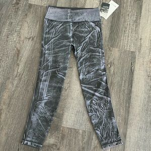 Lululemon leggings size 8